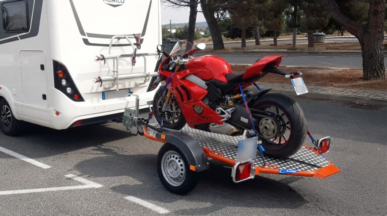 remorque-camping-car-moto